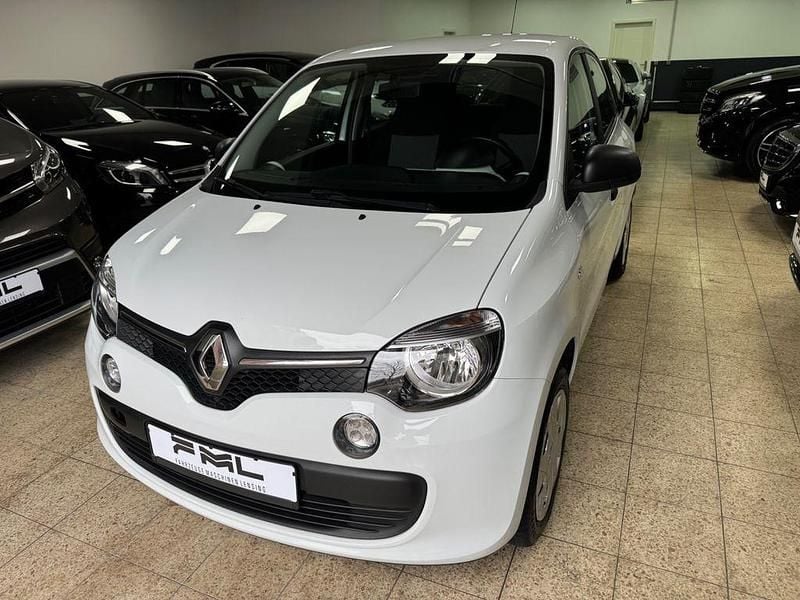 Weiß Gebraucht 2018 Renault Twingo Life Kleinwagen | 6.450 € (Guter Preis) - Bild 1/4