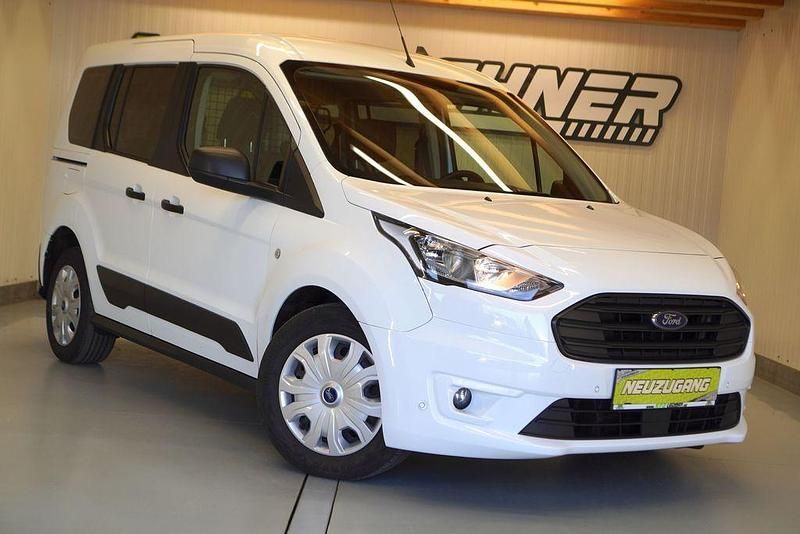Używany Ford Transit Connect 101 KM (74 kW) 2022 Biały Minivan