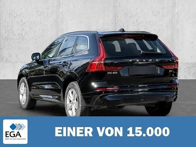 Gebraucht Volvo XC60 Core 197 PS (144 kW) 2023 SUV