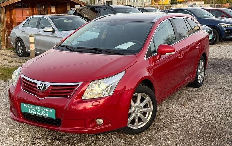 Rot Gebraucht 2010 Toyota Avensis Executive Limousine | 8.490 € (Fairer Preis) - Bild 1/4