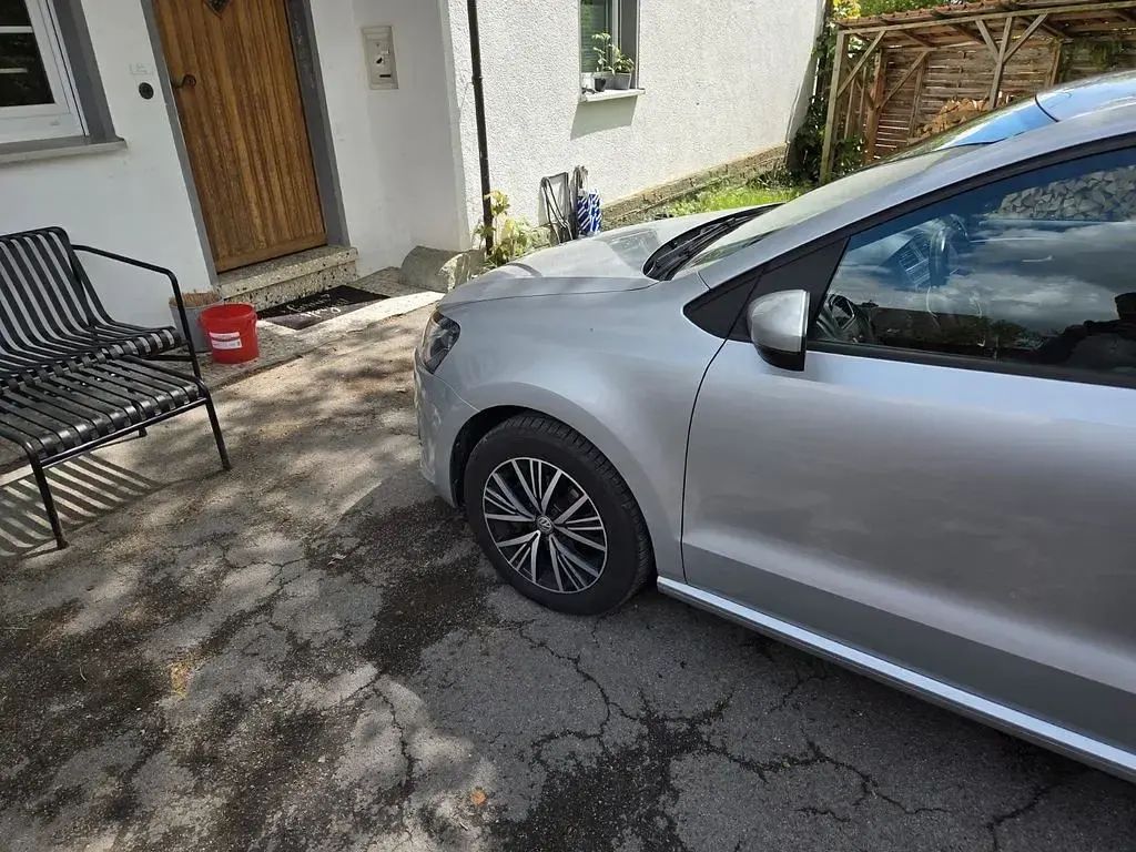 Gebraucht VW Polo Allstar 90 PS (66 kW) 2016 Grau Kleinwagen