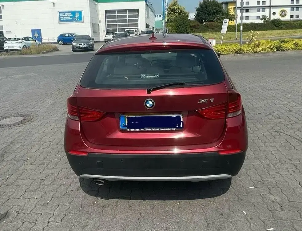 Gebraucht BMW X1 177 PS (130 kW) 2010 Rot SUV