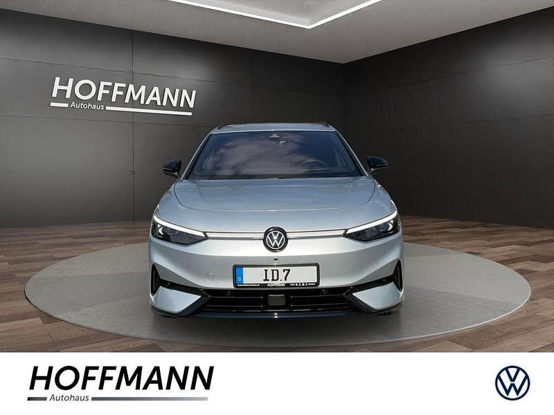 Neu VW ID.7 Pro 210 kW (286 PS) 2026 Silber Kombi