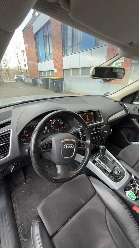 Gebraucht Audi Q5 210 PS (154 kW) 2010 Grau SUV