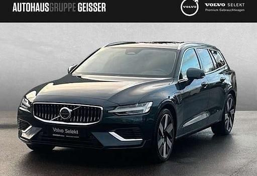 Gebraucht Volvo V60 Plus 350 PS (257 kW) 2025 Blau Kombi