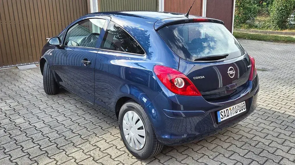 Gebraucht Opel Corsa Edition 69 PS (50 kW) 2012 Blau Kleinwagen