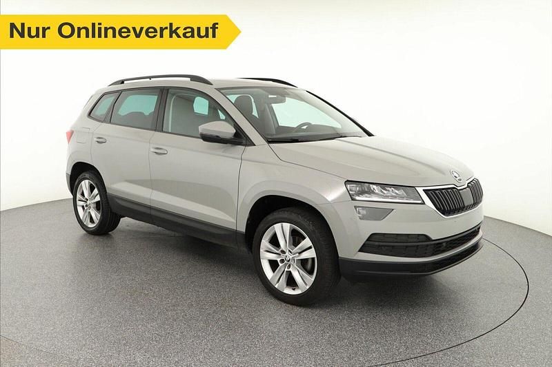 Grau Gebraucht 2019 Skoda Karoq Style SUV | 20.960 € (Guter Preis) - Bild 1/3