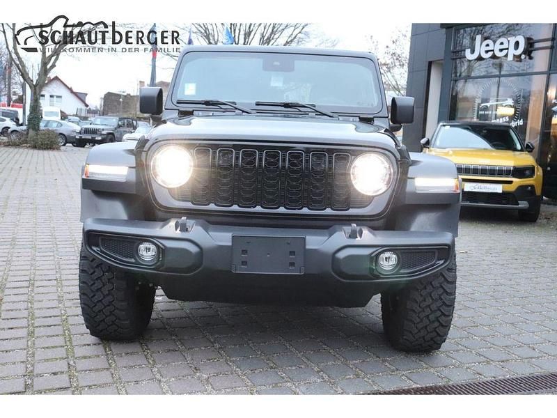 Neu Jeep Wrangler 272 PS (200 kW) 2025 Schwarz SUV