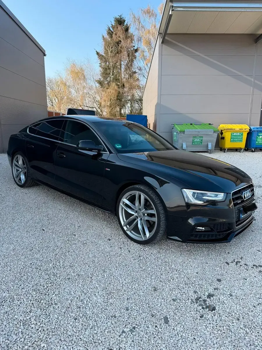 Gebraucht Audi A5 Sportback Comfort 245 PS (180 kW) 2015 Schwarz Kleinwagen