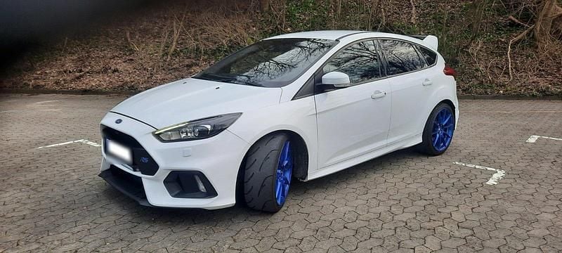 Gebraucht Ford Focus RS 349 PS (256 kW) 2017 Weiß Limousine