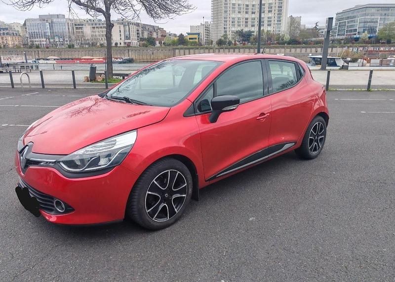 Rot Gebraucht 2014 Renault Clio IV Limousine | 4.200 € (Guter Preis) - Bild 1/3