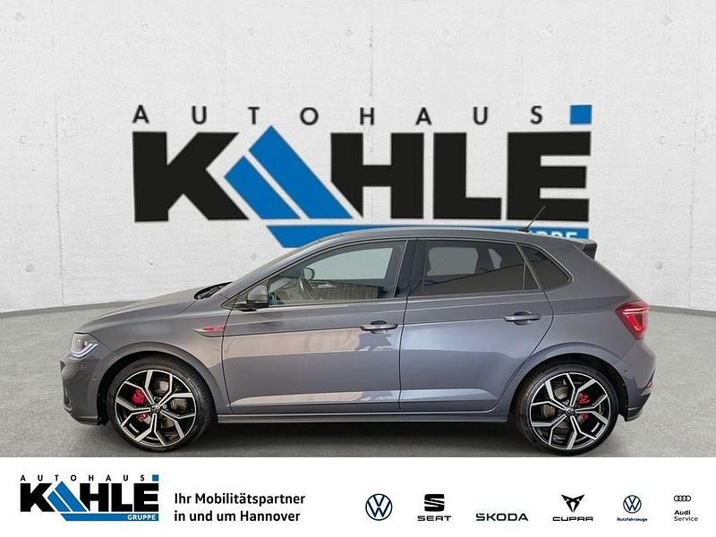 Grau Gebraucht 2023 VW Polo GTI Limousine | 27.490 € (Etwas zu teuer) - Bild 1/4