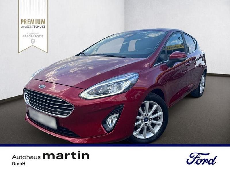 Rot Gebraucht 2019 Ford Fiesta Titanium Kleinwagen | 12.790 € (Fairer Preis) - Bild 1/1