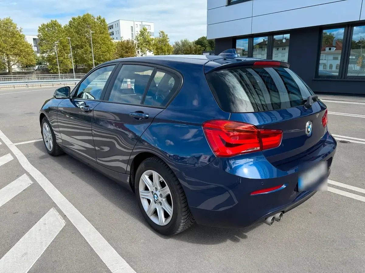Gebraucht BMW 120 190 PS (139 kW) 2019 Blau Limousine