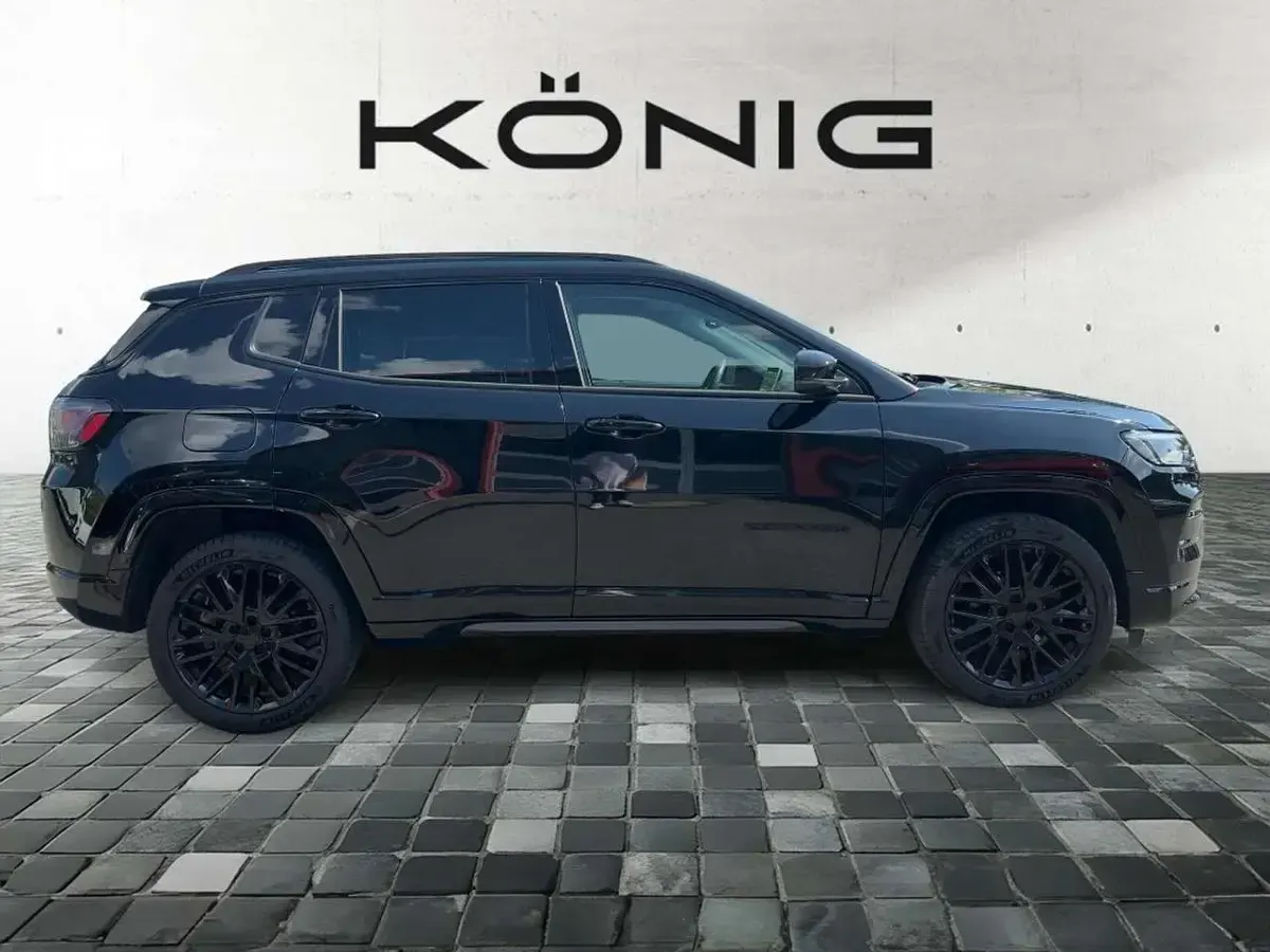 Gebraucht Jeep Compass Altitude 131 PS (96 kW) 2023 Schwarz SUV