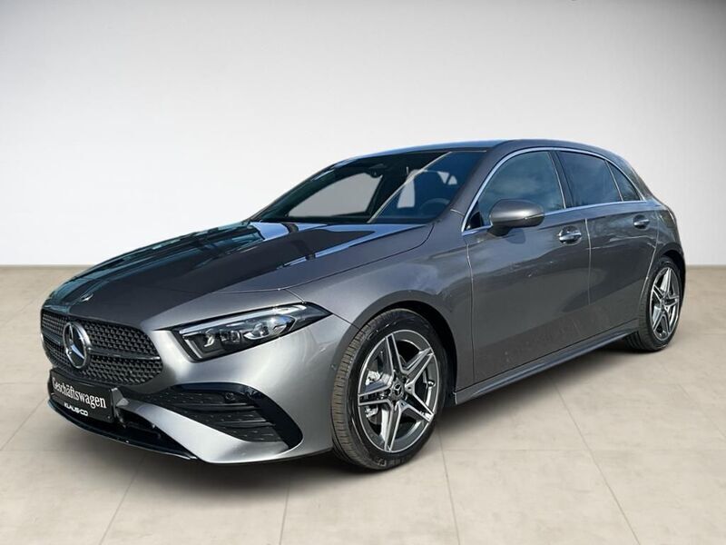 Grau Gebraucht 2025 Mercedes A200 Advanced Plus Limousine | 46.220 € - Bild 1/4