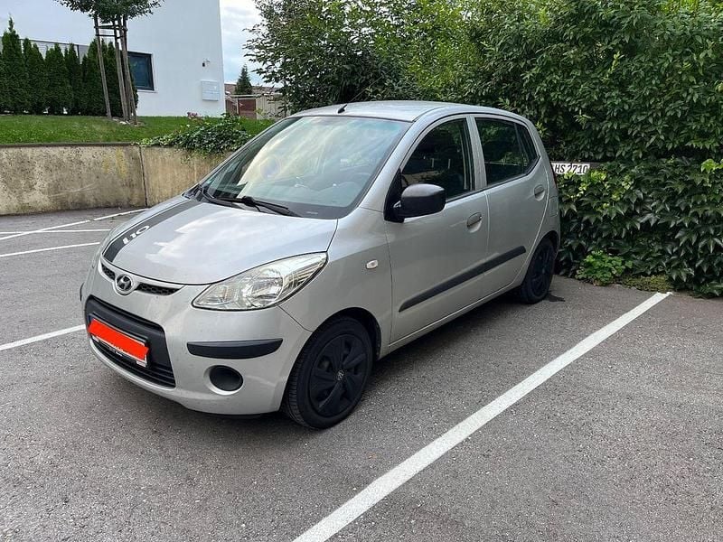 Silber Gebraucht 2008 Hyundai i10 Edition+ Kleinwagen | 1.090 € (Superpreis) - Bild 1/4