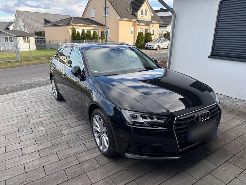 Gebraucht Audi A4 Ambiente 272 PS (200 kW) 2016 Schwarz Kombi