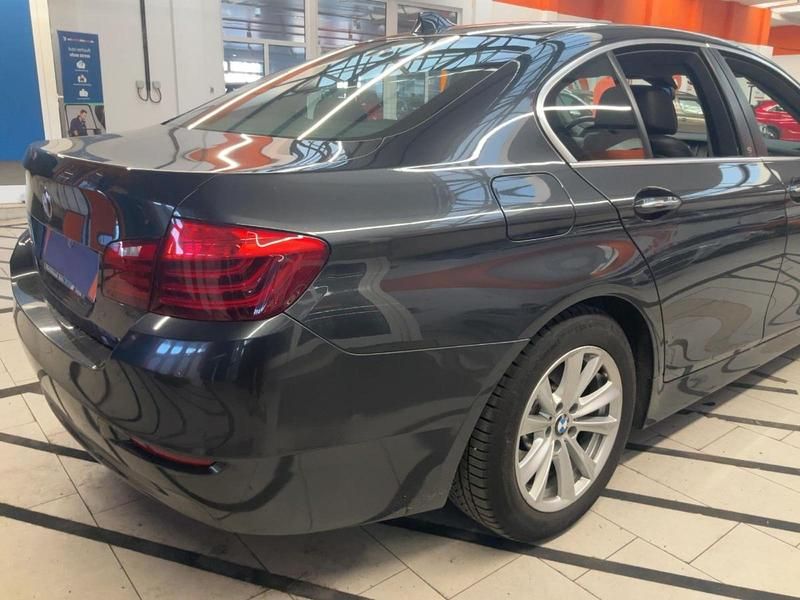 Gebraucht BMW 528 245 PS (180 kW) 2013 Grau Limousine