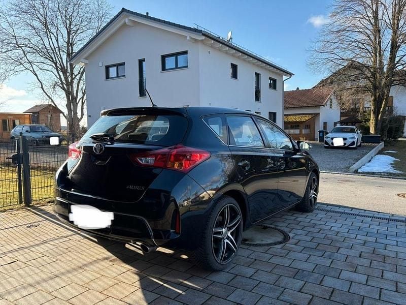 Gebraucht Toyota Auris Life+ 132 PS (97 kW) 2014 Schwarz Limousine