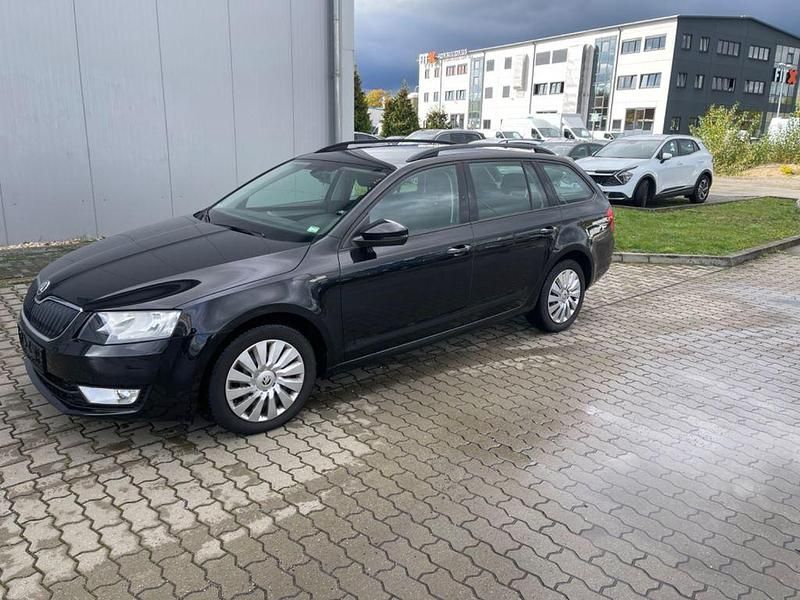 Schwarz Gebraucht 2014 Skoda Octavia Ambition Limousine | 7.990 € (Guter Preis) - Bild 1/4
