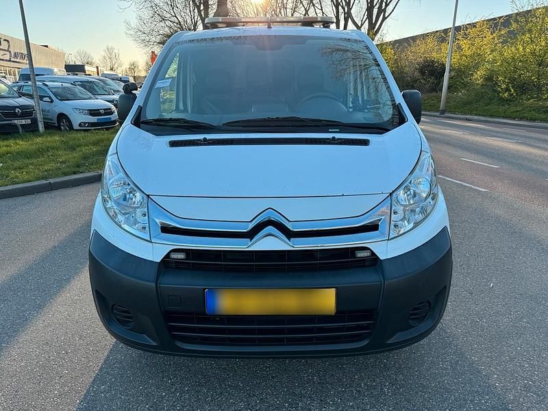 Second-hand Citroën Jumpy 128 CP (94 kW) 2016 Monovolum