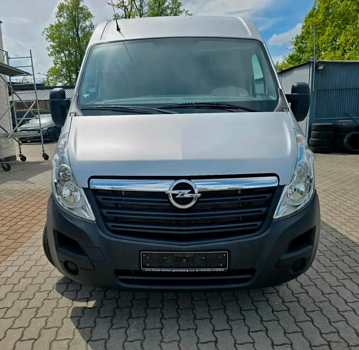 Gebraucht Opel Movano 145 PS (106 kW) 2016 Silber Van / Kleinbus
