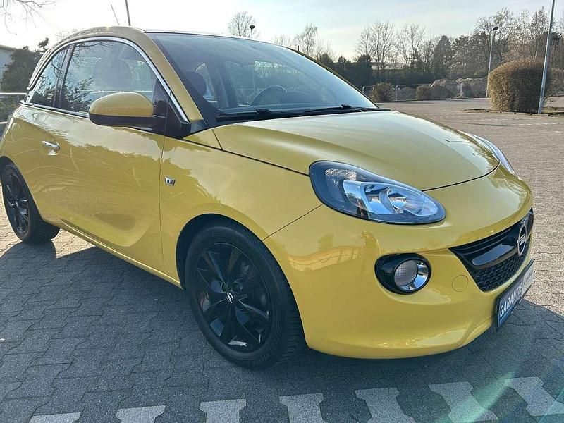Gebraucht Opel Adam Unlimited 90 PS (66 kW) 2016 Gelb Kleinwagen