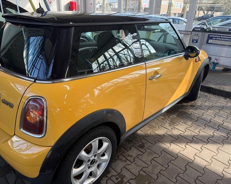 Gebraucht Mini Cooper 120 PS (88 kW) 2007 Gelb Kleinwagen