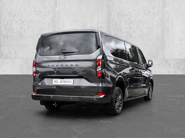 Gebraucht Ford Tourneo Titanium 170 PS (125 kW) 2025 Grau Van / Kleinbus