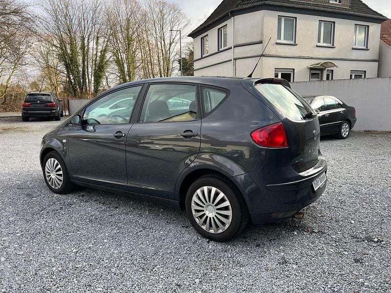 Gebraucht Seat Altea 102 PS (75 kW) 2008 Grau Limousine