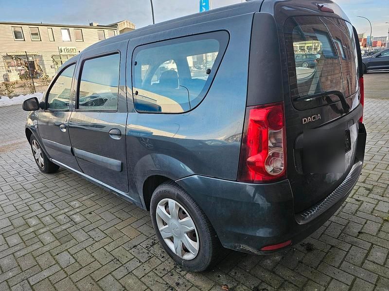 Gebraucht Dacia Logan 92 PS (67 kW) 2012 Grau Kombi