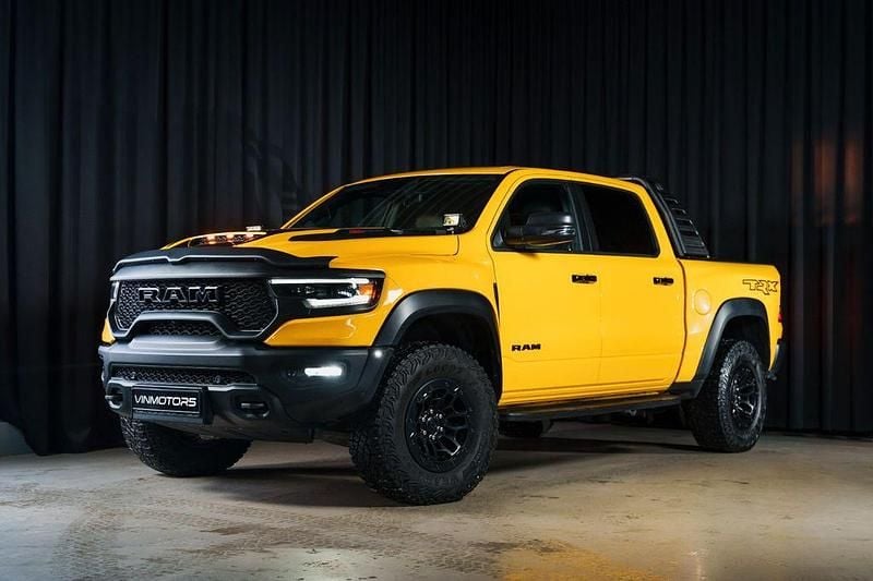Second-hand Dodge Ram 711 CP (522 kW) 2023 Galben Pickup