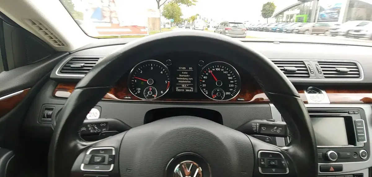 Gebraucht VW Passat 177 PS (130 kW) 2015 Weiß Coupé
