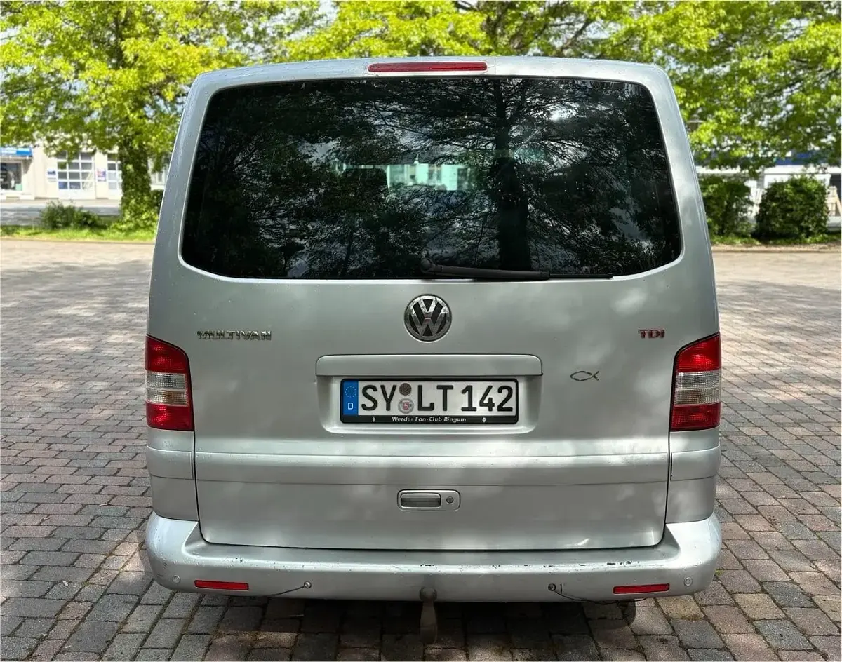Gebraucht VW Multivan 175 PS (128 kW) 2007 Silber Van / Kleinbus