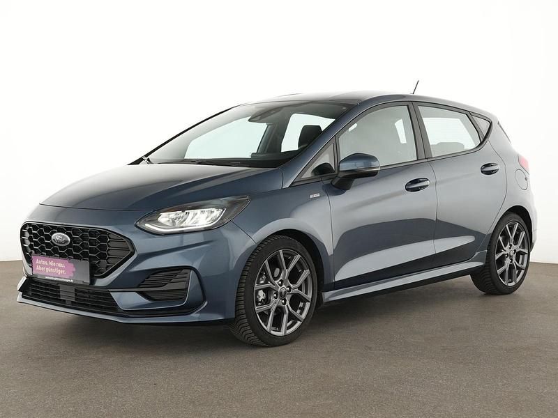 Chroma blau Gebraucht 2023 Ford Fiesta ST-Line Kleinwagen | 19.885 € (Fairer Preis) - Bild 1/4