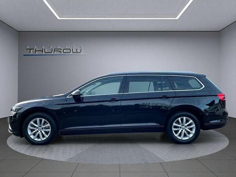 Gebraucht VW Passat Business 150 PS (110 kW) 2020 Deep black perleffekt Kombi