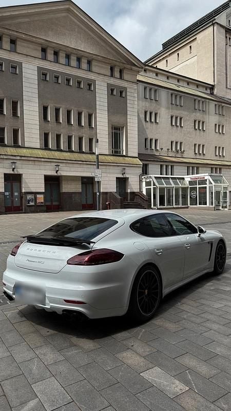Gebraucht Porsche Panamera GTS 441 PS (324 kW) 2016 Weiß Limousine