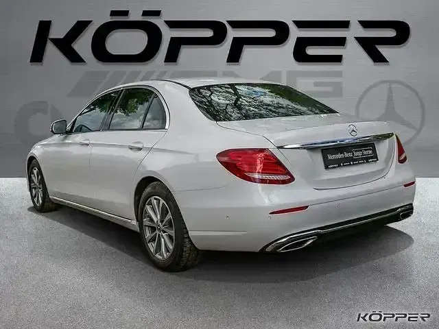 Second-hand Mercedes E250 Avantgarde 211 CP (155 kW) 2017 Alb Berlinǎ