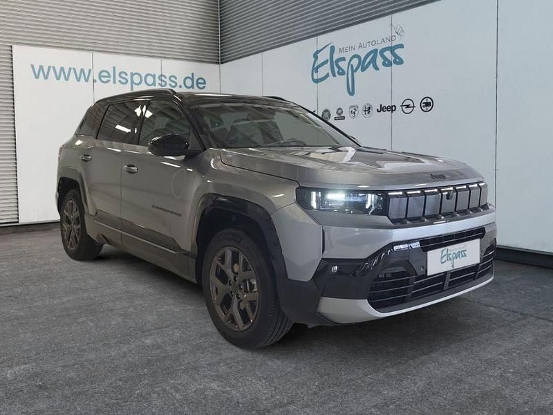 Neu Jeep Compass 144 PS (105 kW) 2026 Grau SUV