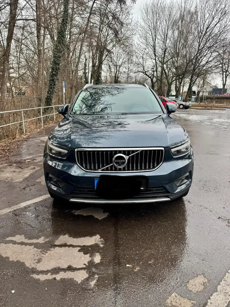 Gebraucht Volvo XC40 Inscription 163 PS (119 kW) 2020 Blau SUV