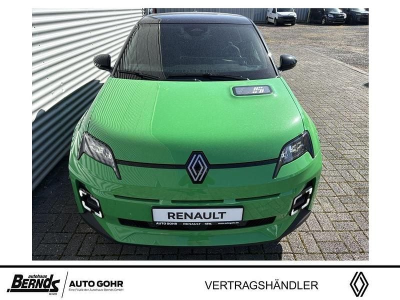Neu Renault 5 E-Tech Komfort 110 kW (150 PS) 2026 Pop green! metallic, dach blackpearlschwarz Kleinwagen