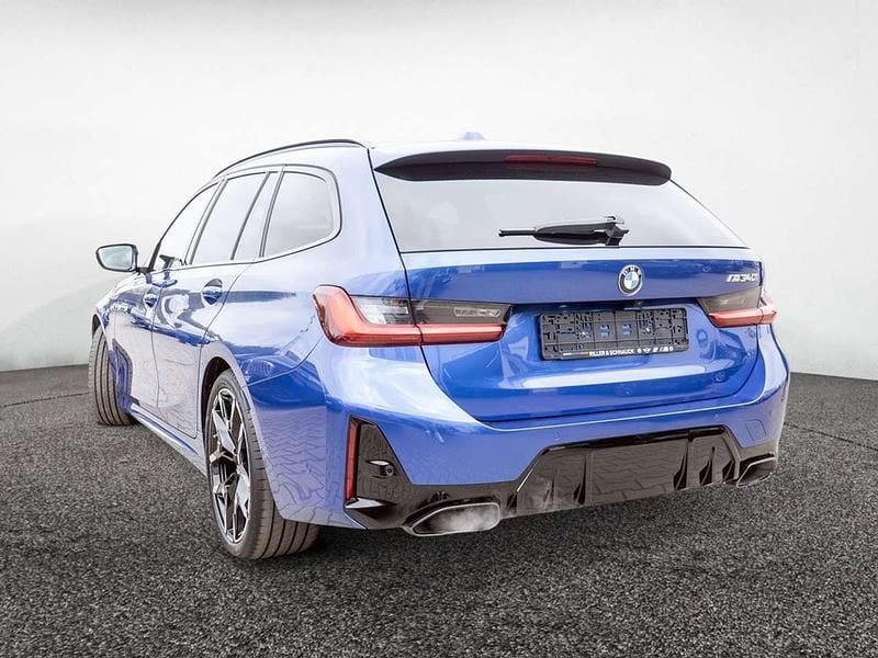 Gebraucht BMW 340 374 PS (275 kW) 2025 Portimao blau Kombi