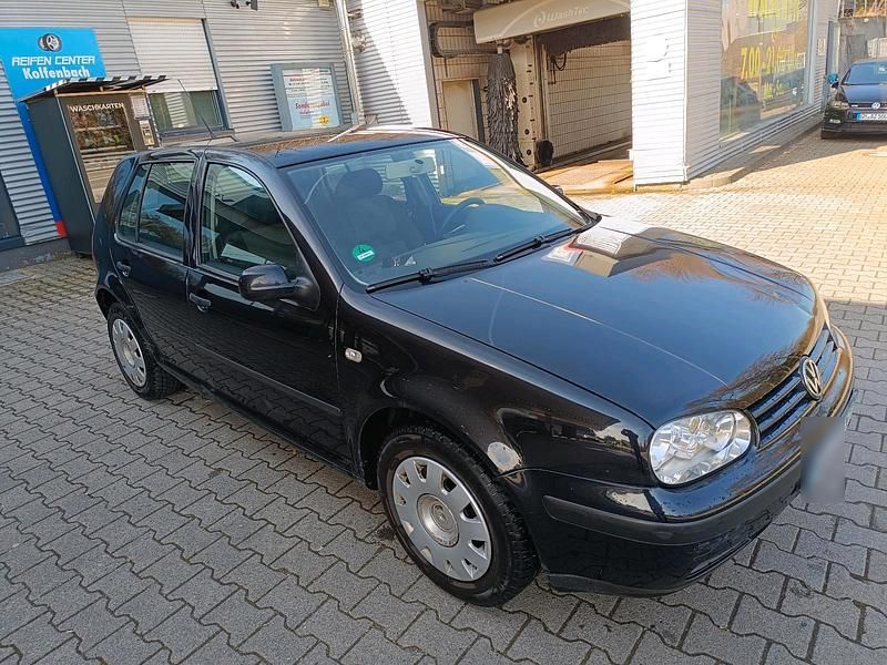 Gebraucht VW Golf IV 75 PS (55 kW) 2003 Schwarz Kleinwagen