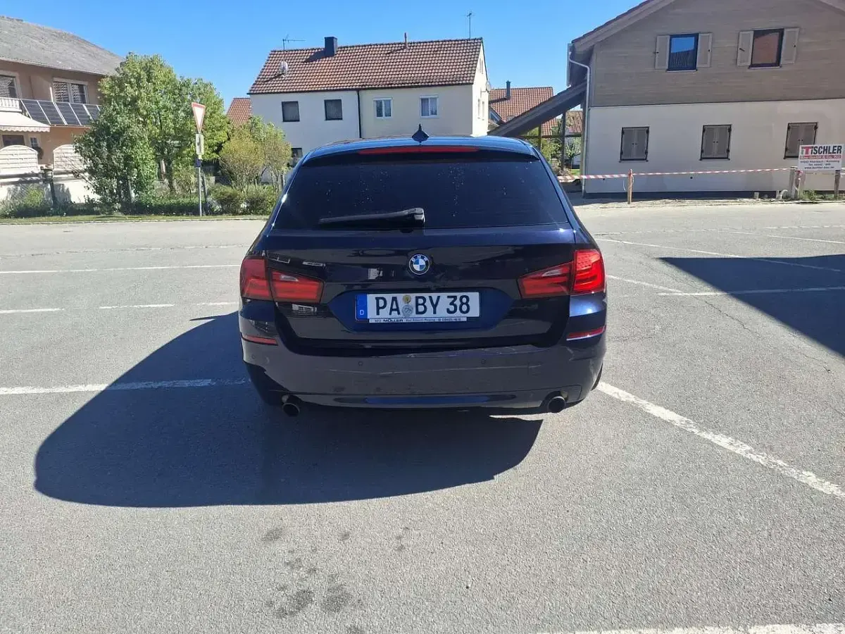 Gebraucht BMW 535 306 PS (225 kW) 2012 Blau Kombi