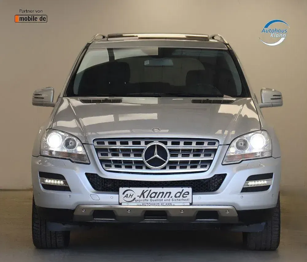 Gebraucht Mercedes ML350 Sport 231 PS (169 kW) 2010 Silber SUV