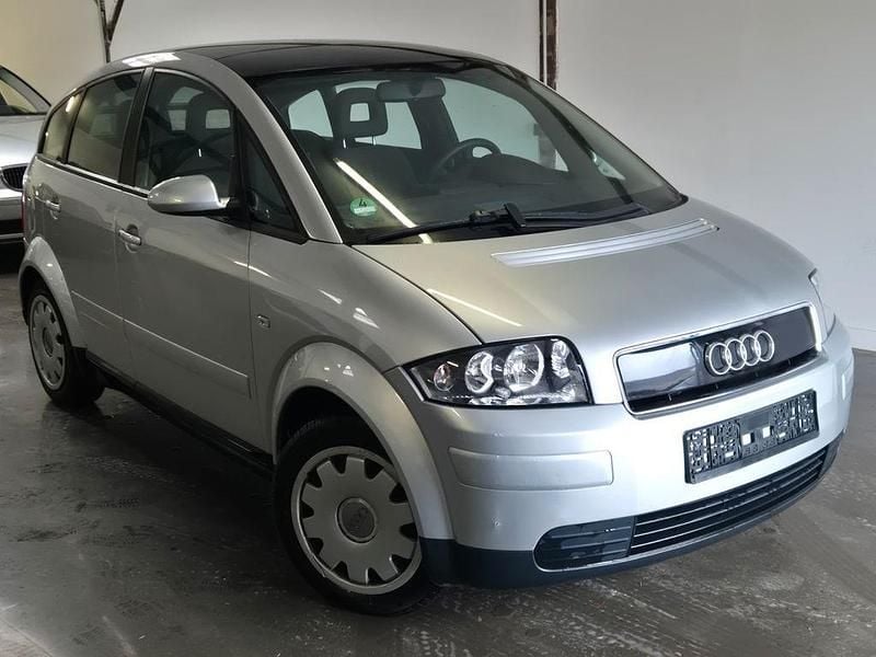 Silber Gebraucht 2000 Audi A2 Kleinwagen | 3.990 € (Fairer Preis) - Bild 1/4