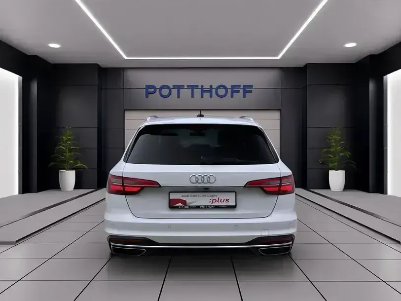 Gebraucht Audi A4 Advanced 136 PS (100 kW) 2023 Weiss Kombi