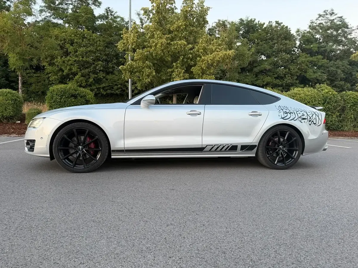 Gebraucht Audi A7 Ambiente 204 PS (150 kW) 2011 Silber Kleinwagen
