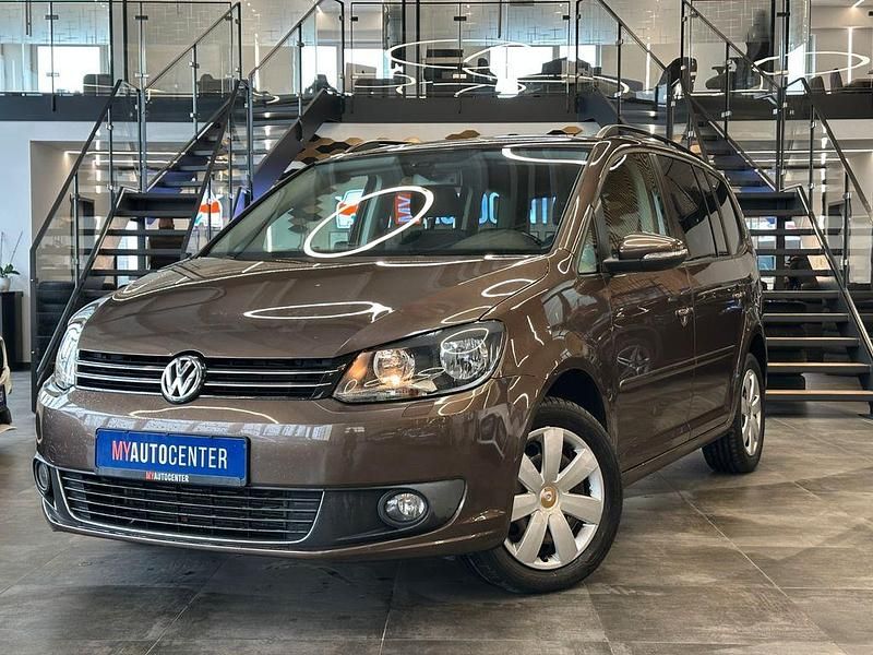 Braun Gebraucht 2011 VW Touran Comfortline Van / Kleinbus | 7.790 € (Fairer Preis) - Bild 1/4